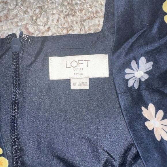 LOFT Outlet Womens Sundress Easter Blue Floral  Cotton Lined  Sundress Size 0P - Picture 3 of 3